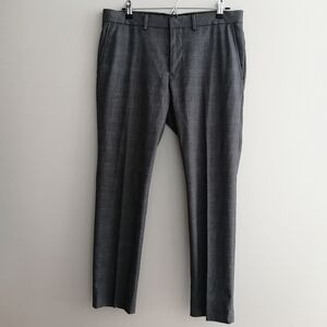 Calvin Klein Men's Skinny Fit Dress Pants Gray Black Plaid 32x30